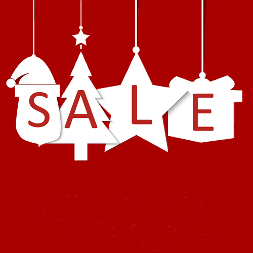 Sale, Aktionen, Weihnachtsschnäppchen und Angebote, Sale Schriftzug auf rotem grund mit Weihnachtsmützen auf jedem Buchstaben, Angebote, Schnäppchen
